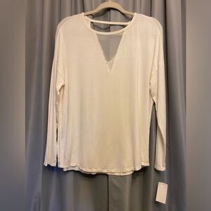 Socialite Shirt Women M Ivory Stretch New Long Sleeves V-Neck Keyhole Top NWT